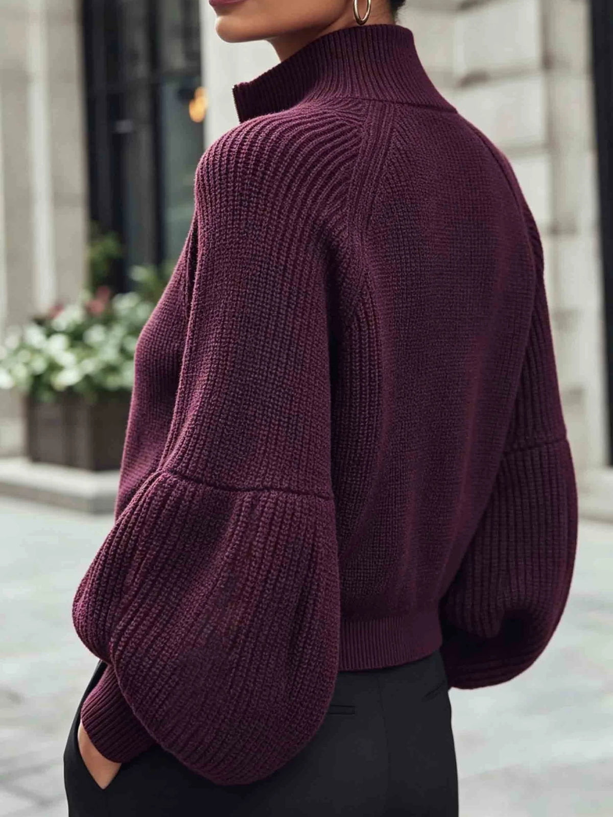 Anthea | Cropped Zip-Up Cardigan with High Collar 2