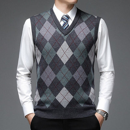 Argyle V-Neck Vest | Men's Sleeveless Sweater 0