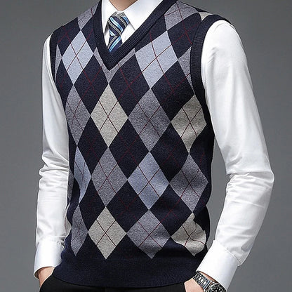 Argyle V-Neck Vest | Men's Sleeveless Sweater 2