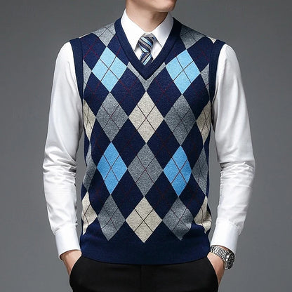 Argyle V-Neck Vest | Men's Sleeveless Sweater 3