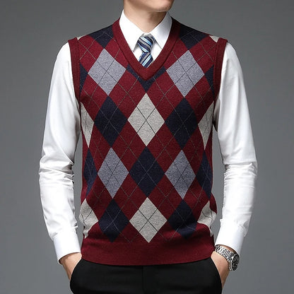 Argyle V-Neck Vest | Men's Sleeveless Sweater 4
