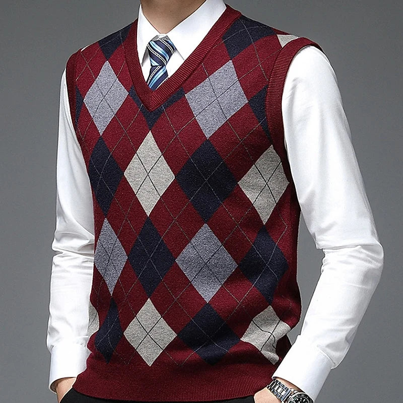Argyle V-Neck Vest | Men's Sleeveless Sweater 5