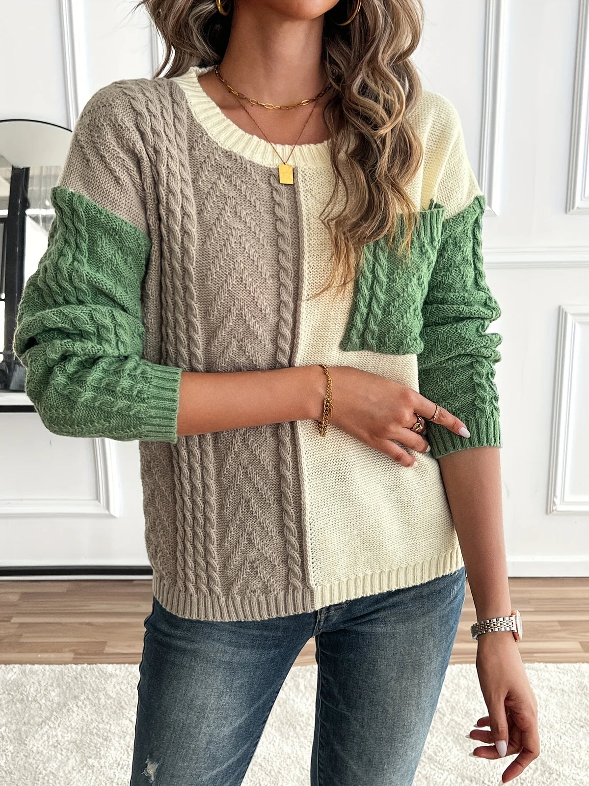 Delia | Two-Tone Cable Knit Sweater 3