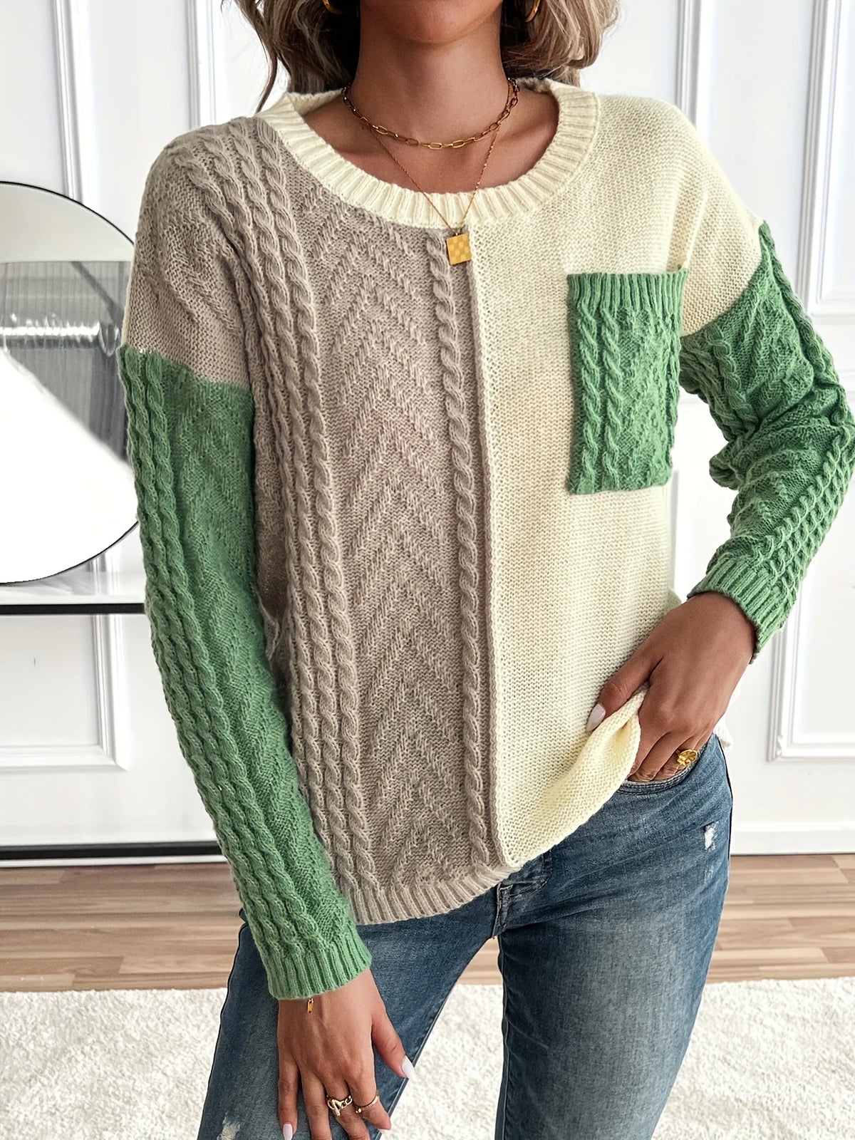 Delia | Two-Tone Cable Knit Sweater 4