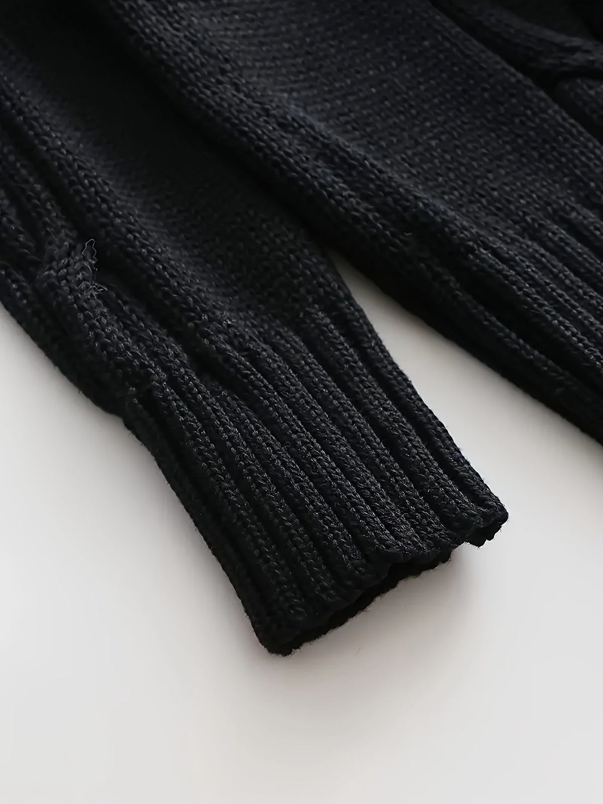 Donovan | Men’s Cable-Knit Button Cardigan 4