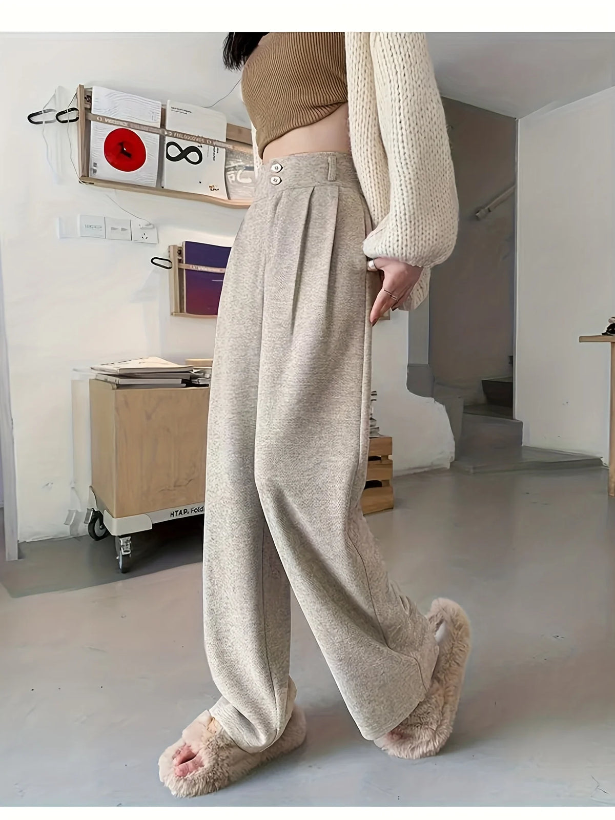 Estella | High-Waisted Wide-Leg Trousers 3