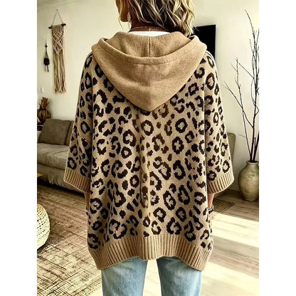 Fern | Relaxed Hooded Jumper Animal Print 1