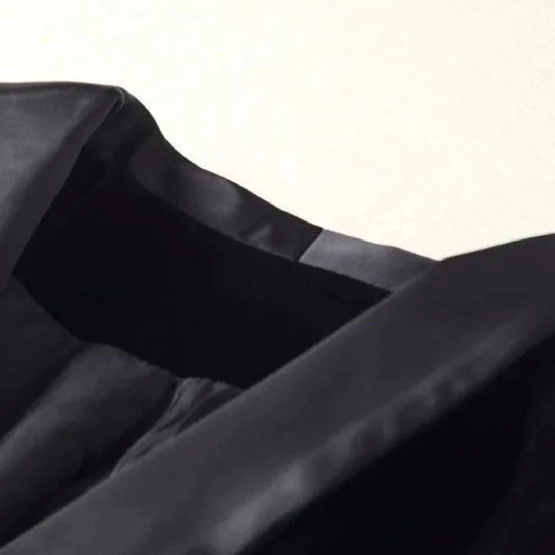 Isabelle | Velvet Blazer with Satin Lapels 7
