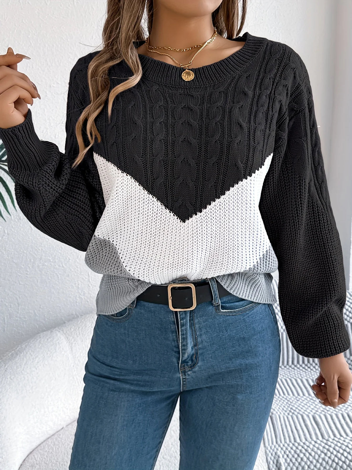Noreen | Colour-Block Knit Sweater 5